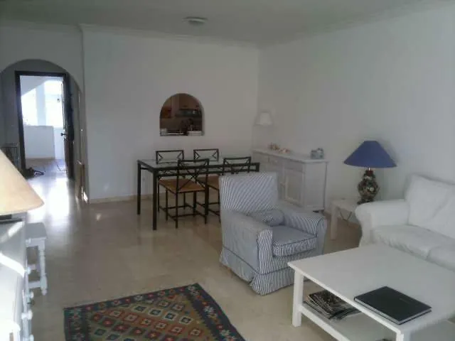 Urb. Pelikan Park Calle Sabinillas Nº 3 Hotel Estepona Spain